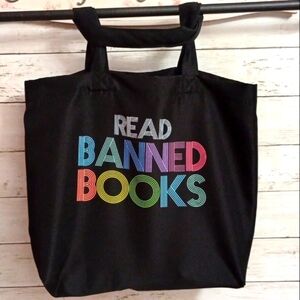 READ BANNED BOOKS tote/bag 🛍️